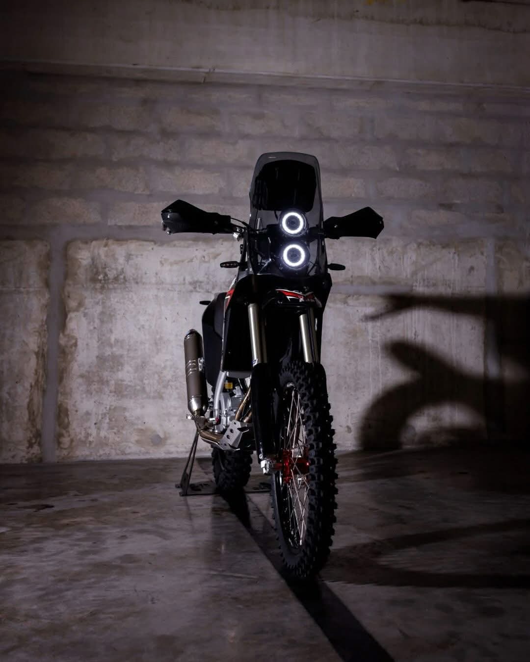 PR7 Black — laděný výfuk DOMA Racing.